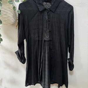 Black Women’s Shirt